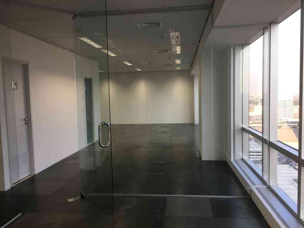 Prdio Comercial BARUERI  ALPHAVILLE  TORRE B