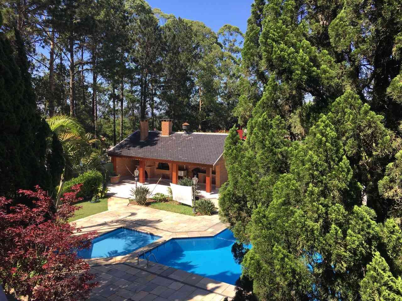 Casa de Condomnio BARUERI  ALDEIA DA SERRA  MORADA DOS PASSAROS