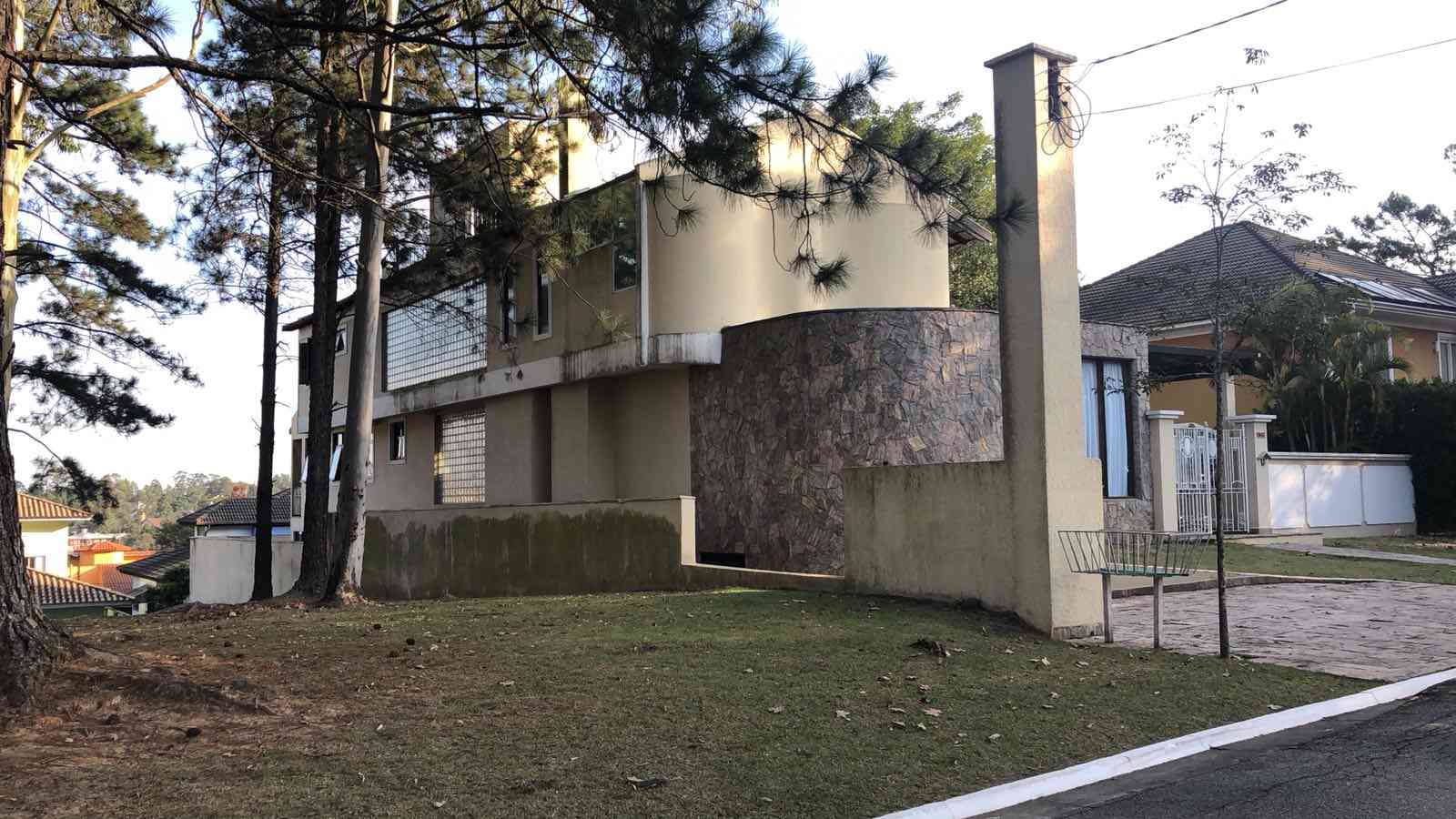 Casa de Condomnio BARUERI  ALDEIA DA SERRA  MORADA DAS ESTRELAS