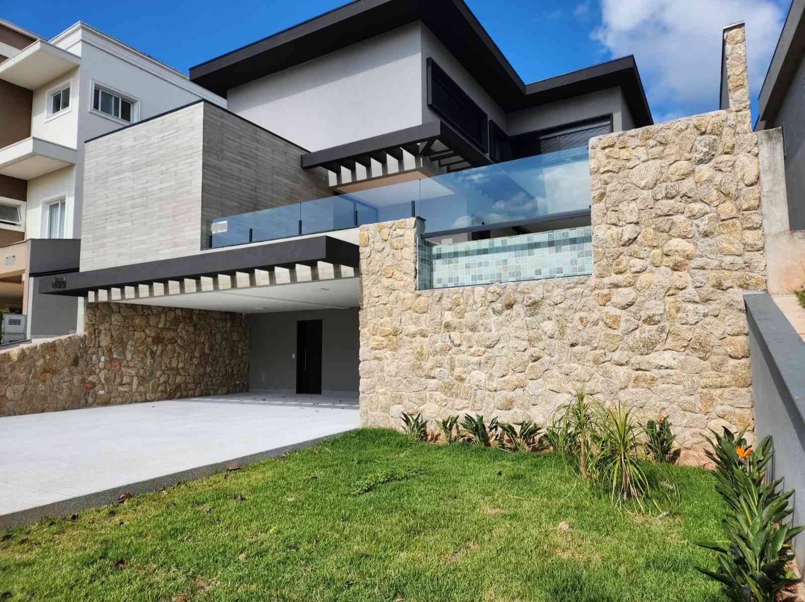 CASAS  ALPHAVILLE  BURLE MARX