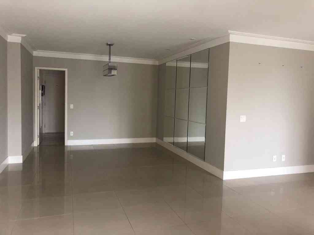 Apartamento SANTANA DE PARNAIBA  ALPHAVILLE  MONT BLANC