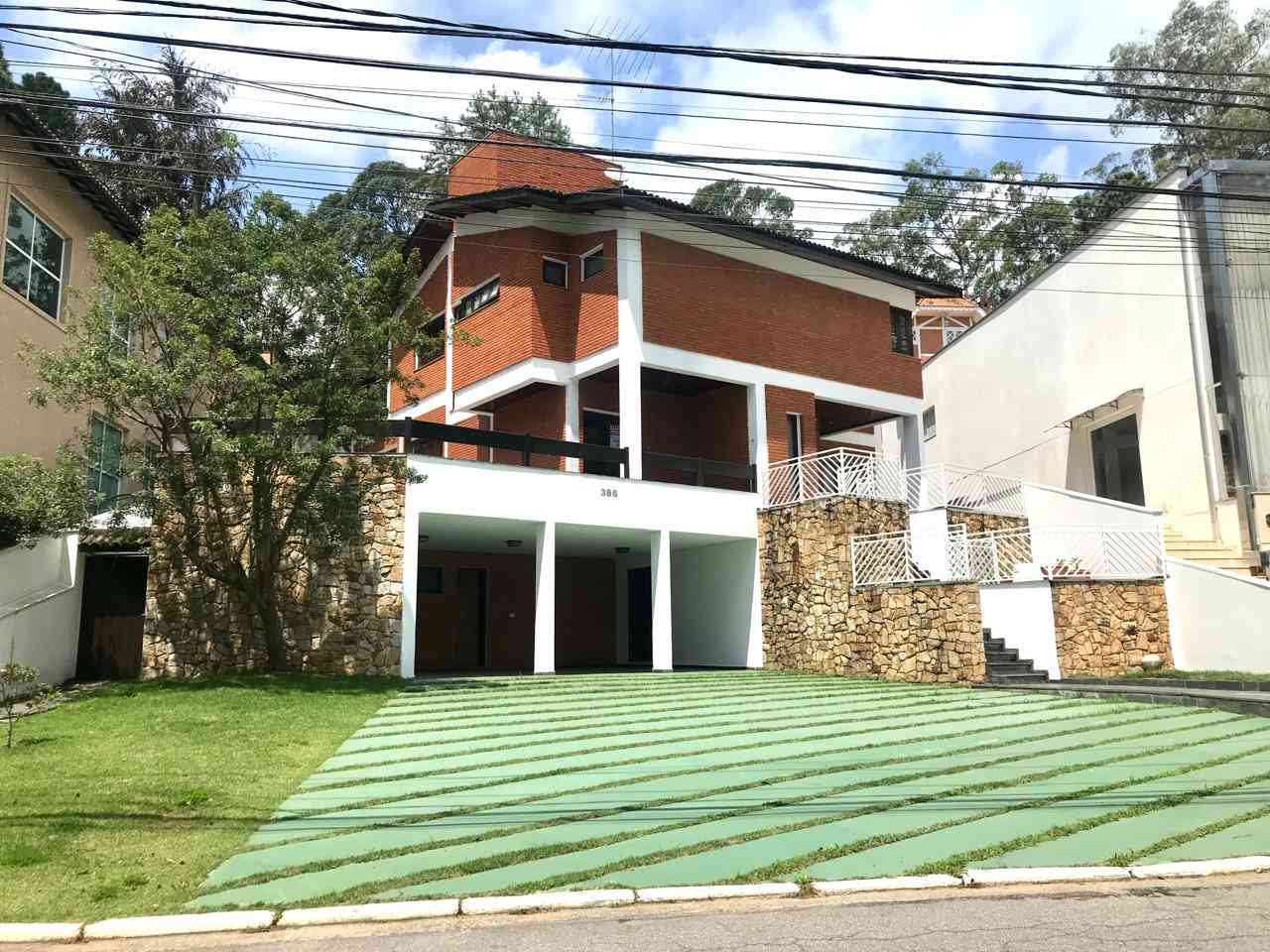 Casa de Condomnio BARUERI  ALDEIA DA SERRA  MORADA DOS PASSAROS