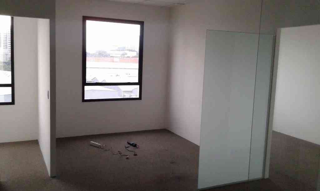 Prdio Comercial BARUERI  ALPHAVILLE   CEA 2