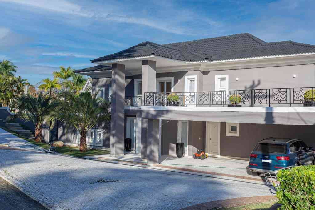 Casa de Condomnio SANTANA DE PARNAIBA  ALPHAVILLE  TAMBOR TRS
