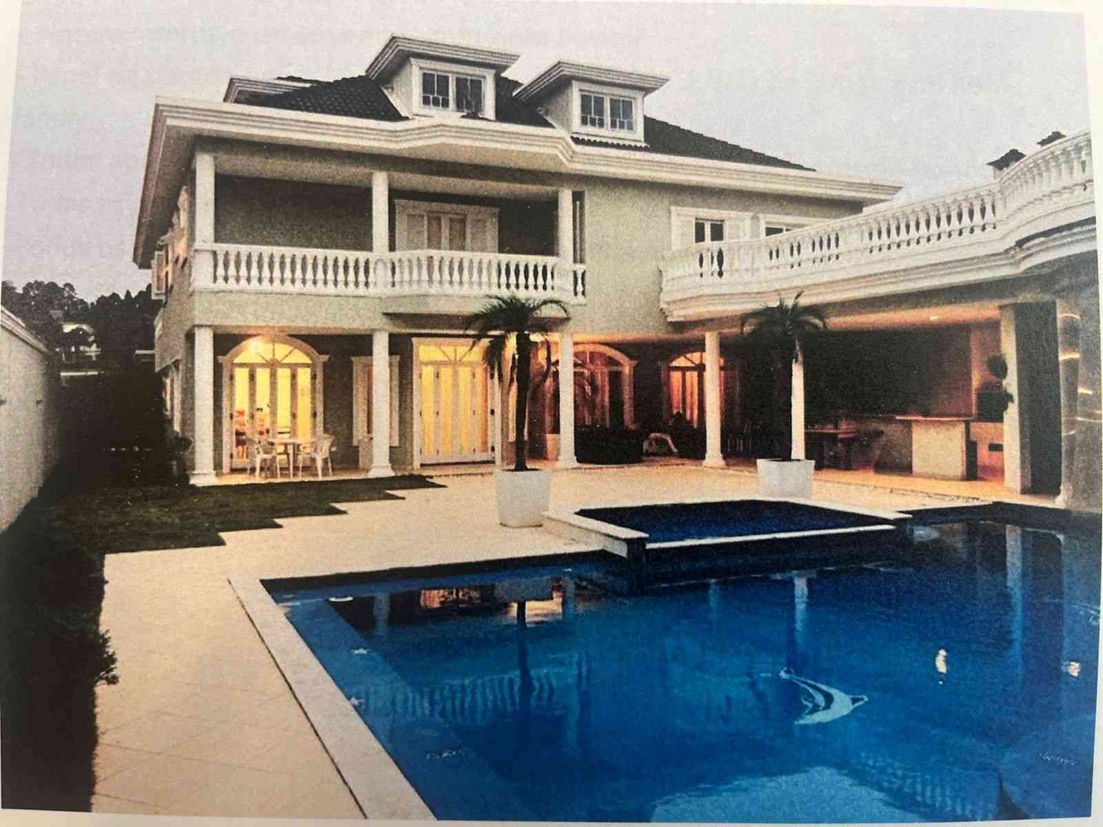 Casa de Condomnio SANTANA DE PARNAIBA  ALPHAVILLE  TAMBOR DOIS