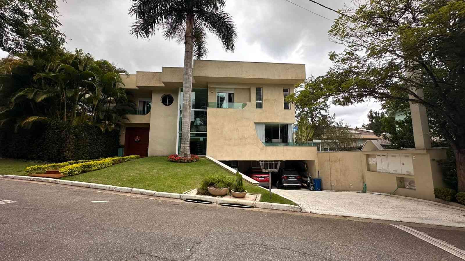 Casa de Condomnio SANTANA DE PARNAIBA  ALPHAVILLE  ALPHA PLUS