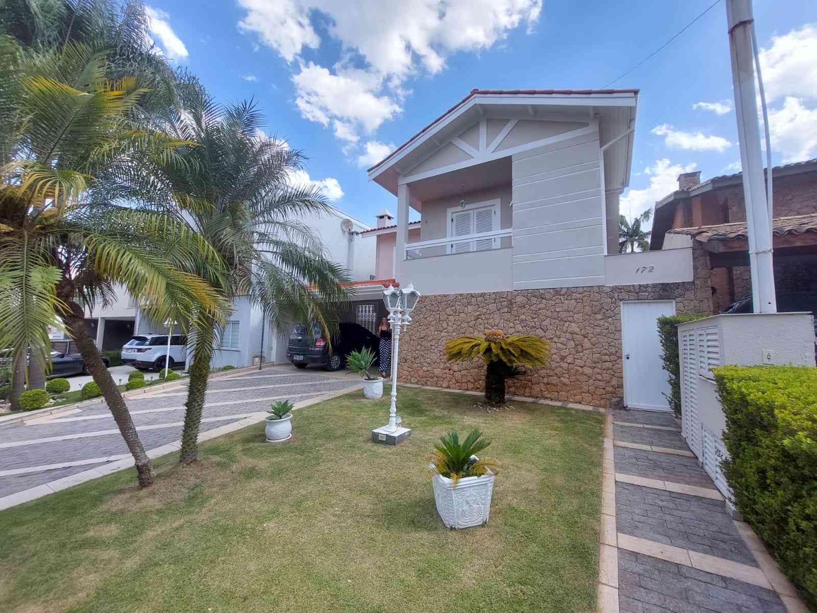 Casa de Condom�nio&nbsp;SANTANA DE PARNAIBA &nbsp;ALPHAVILLE &nbsp;ALPHAVILLE RESIDENCIAL QUATRO